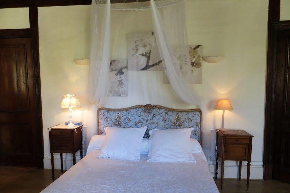 Aux Trois Fontaines Bed and Breakfast Eynesse Eksteriør billede